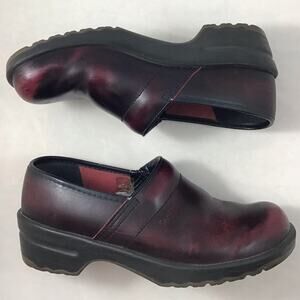 Sanita Professional  Women leather Clog Burgundy 40/9us Classic Comfortable
